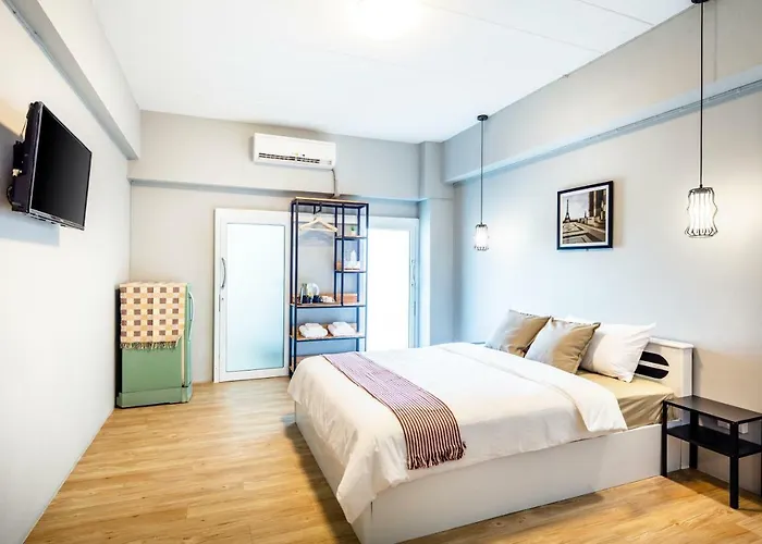 Penyos Service Hotel 3*